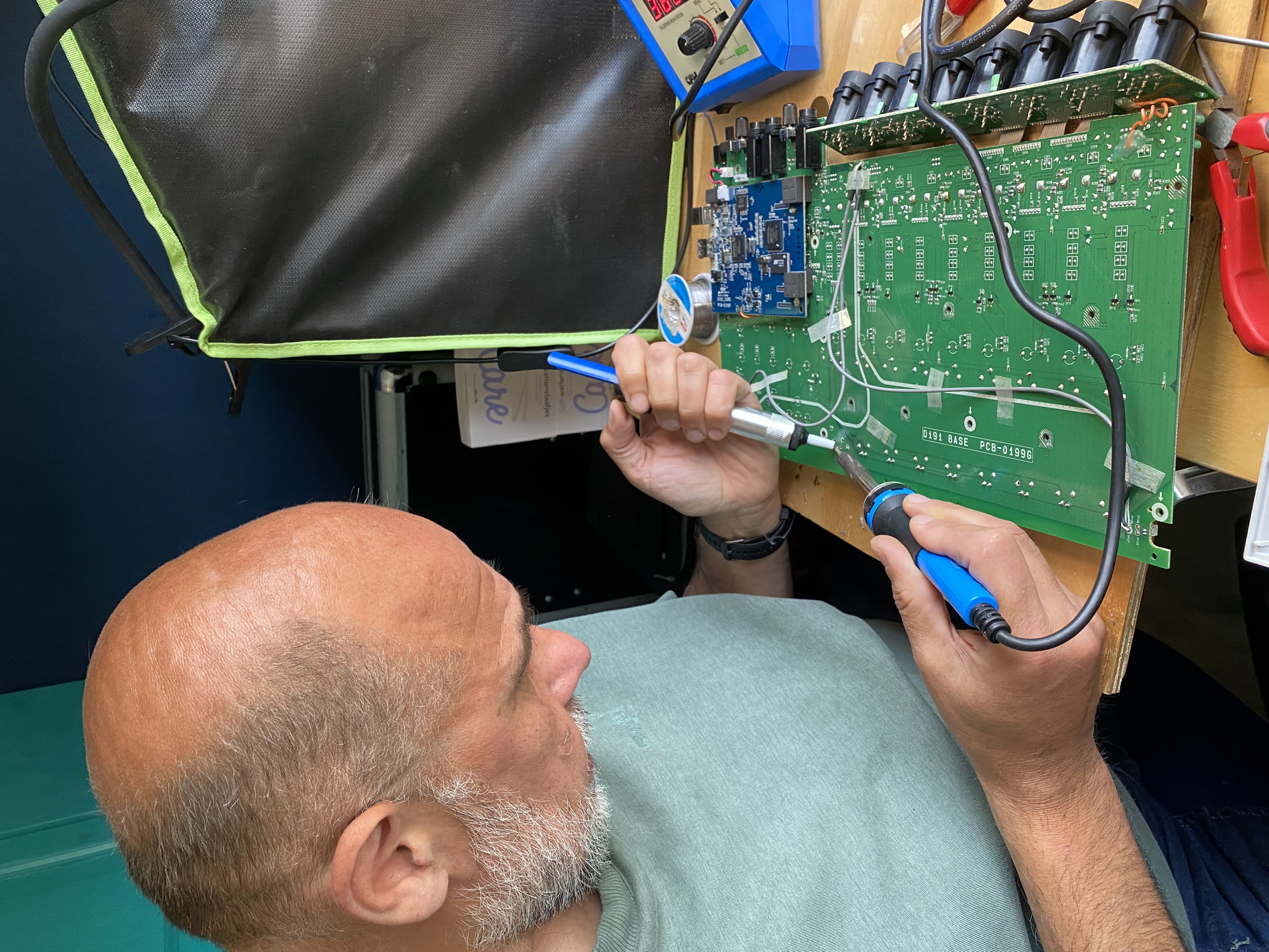 Zoom R16 repair